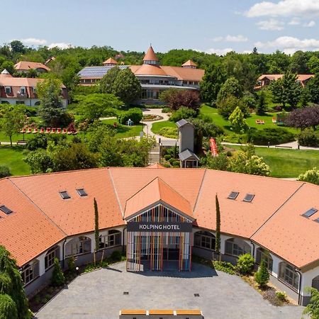 Kolping Family Resort Heviz Bagian luar foto