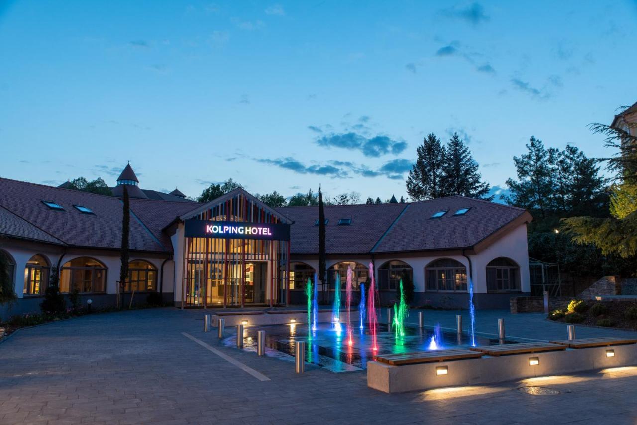 Kolping Family Resort Heviz Bagian luar foto