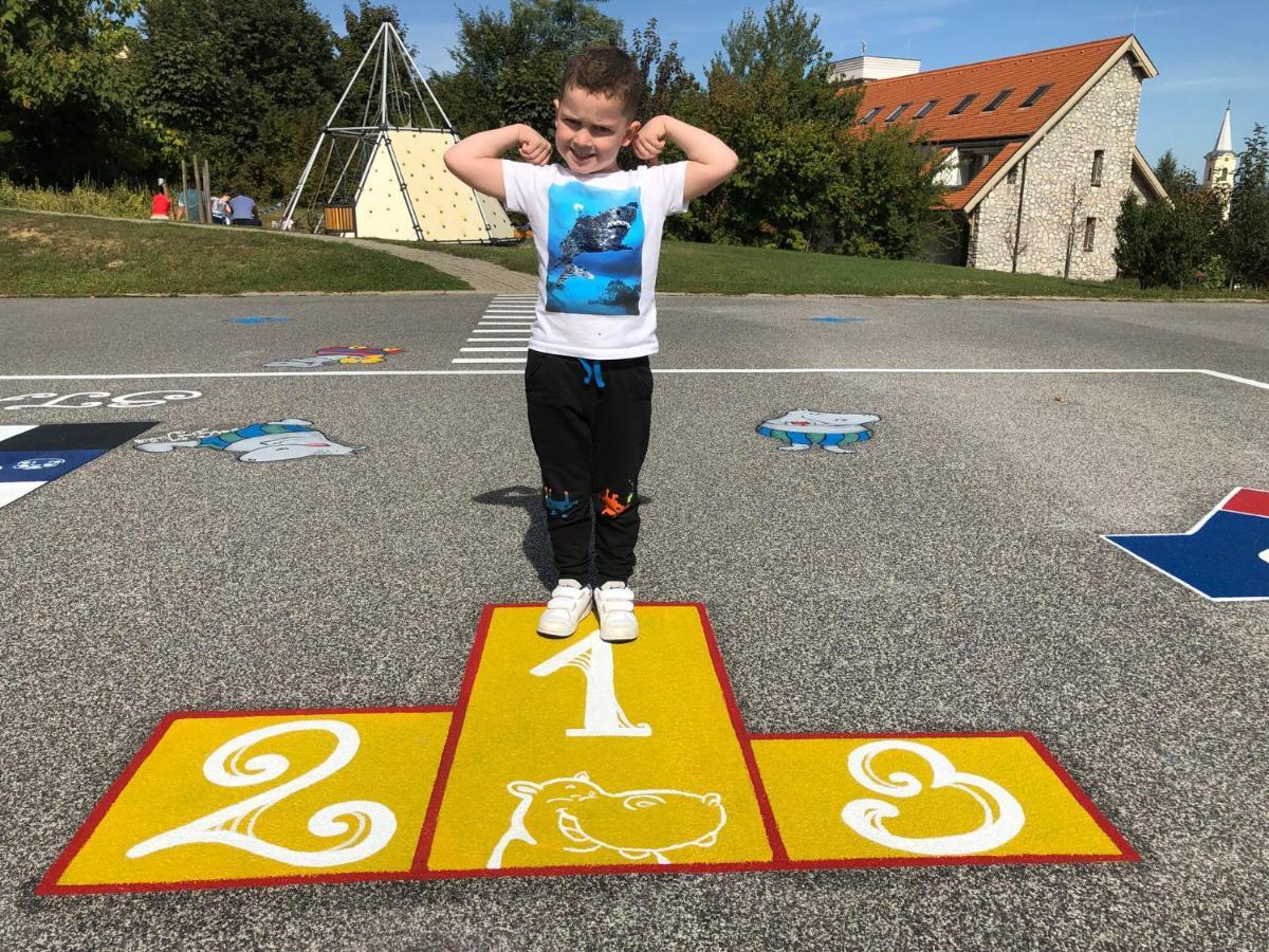 Kolping Family Resort Heviz Bagian luar foto