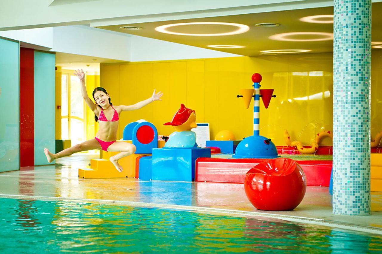 Kolping Family Resort Heviz Bagian luar foto
