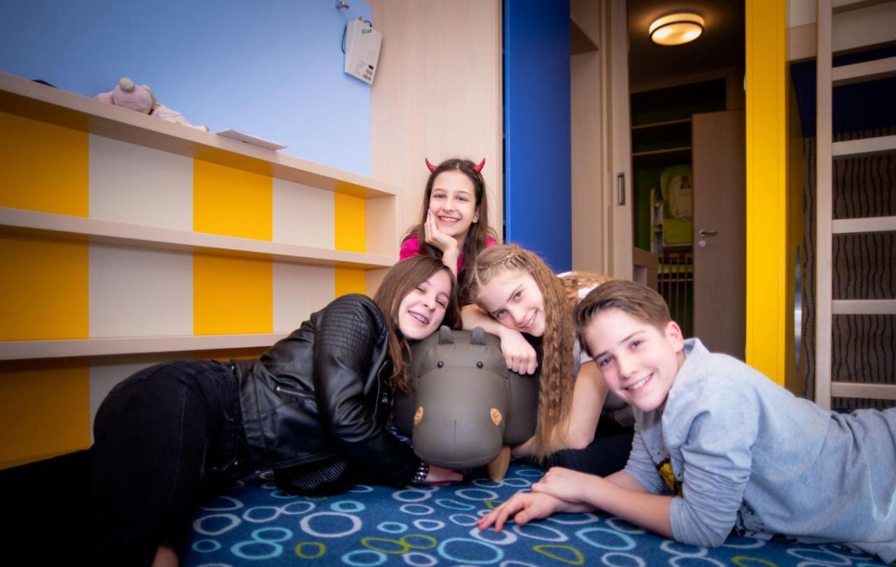 Kolping Family Resort Heviz Bagian luar foto