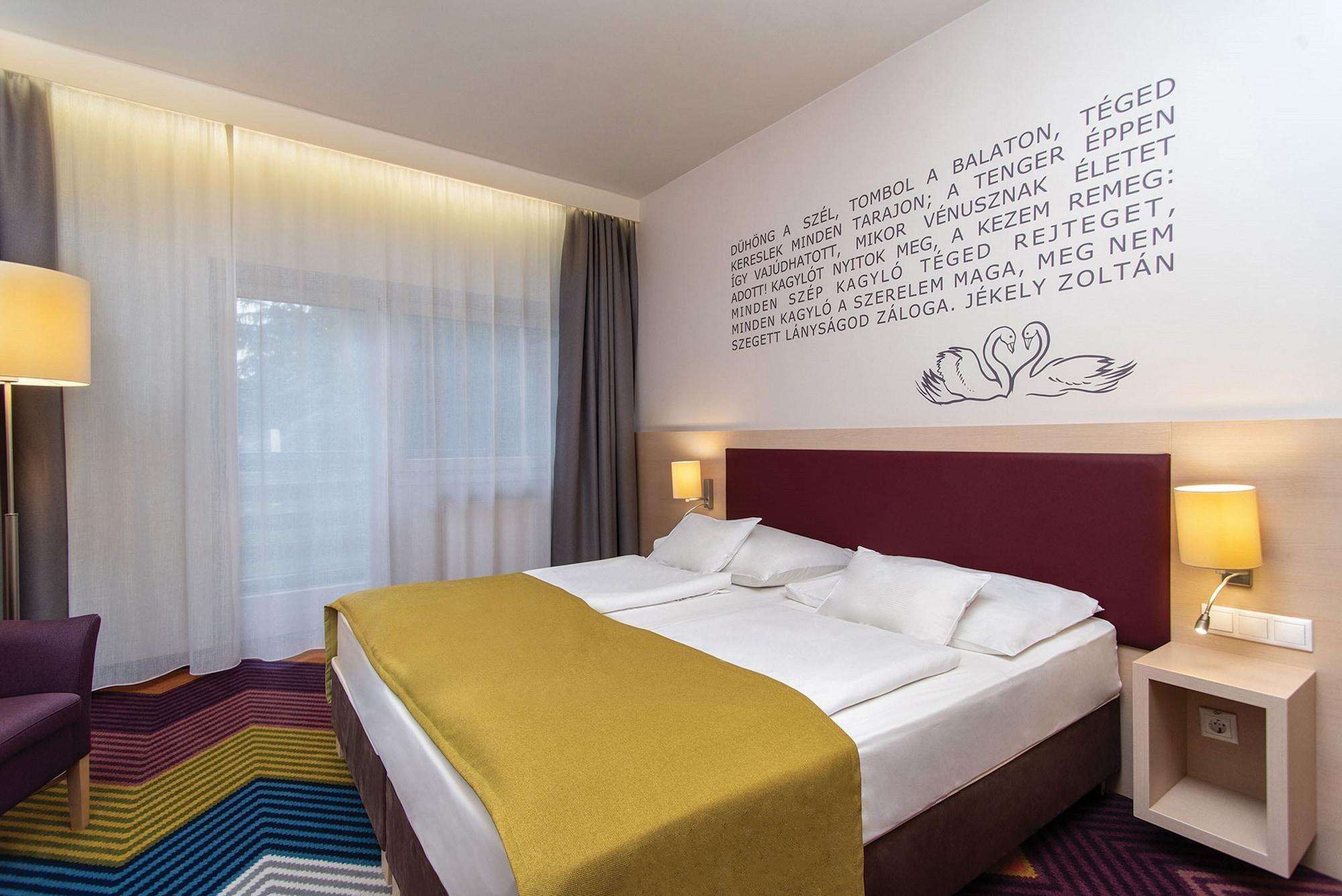 Kolping Family Resort Heviz Bagian luar foto