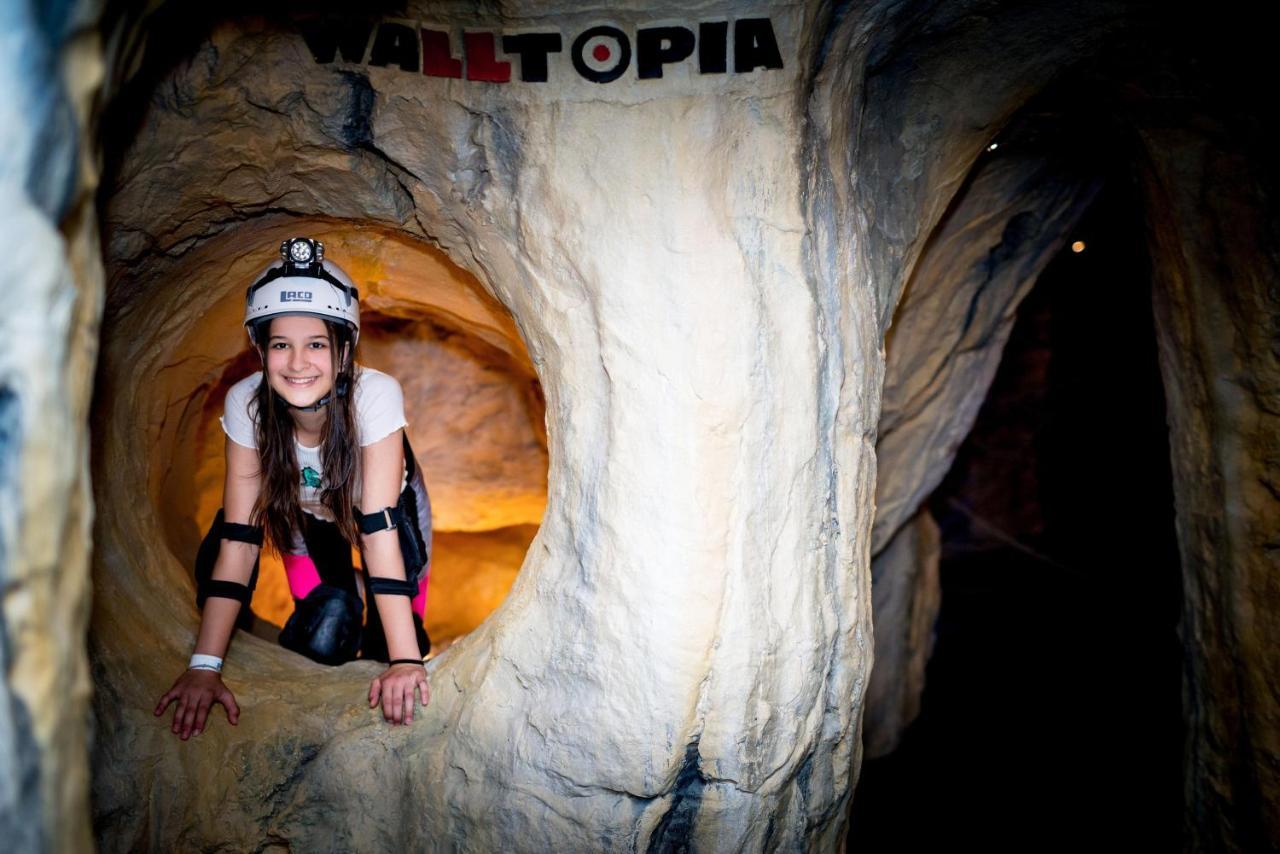 Kolping Family Resort Heviz Bagian luar foto